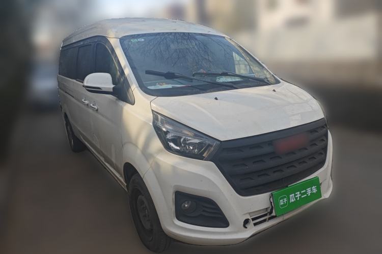 Used Jinbei Gold Hiace 2023 2.0L Passenger Van Engineering Lion 5/6/7 Seats Front Right 45 Deg