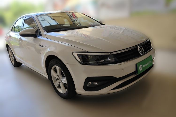 Used Volkswagen Lamando 2019 230TSI Manual Trend Edition China V Standard Front Right 45 Deg