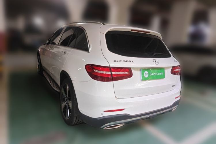 Used Mercedes-Benz GLC 2019 GLC 300 L 4MATIC Dynamic Model Rear Left 45 Deg