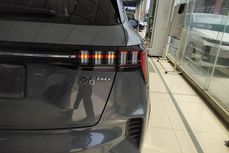 Used Lynk & Co 06 EM-P 2020 PHEV Plus Exterior 3