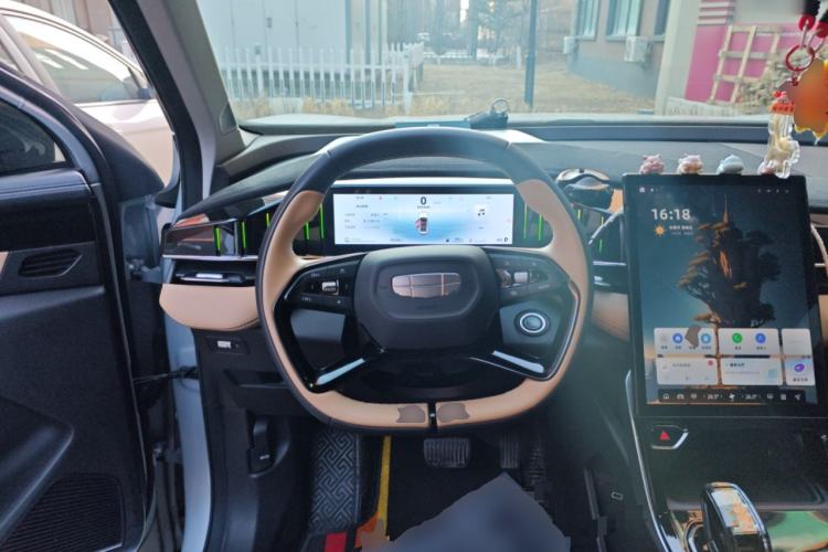 Used Geely Auto FX11 2023 1.5TD DCT Prestige Edition