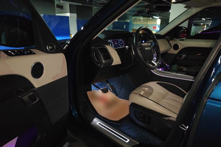 Used Land Rover Range Sport 2022 3.0 L6 Ink Blue Glitter Edition Driver Seat