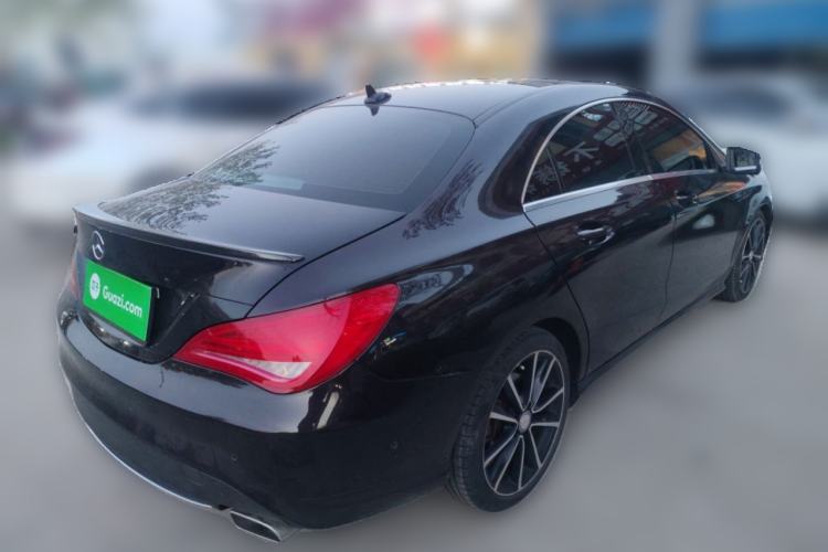 Used Mercedes-Benz GLA 2015 GLA 200 Rear Right 45 Deg