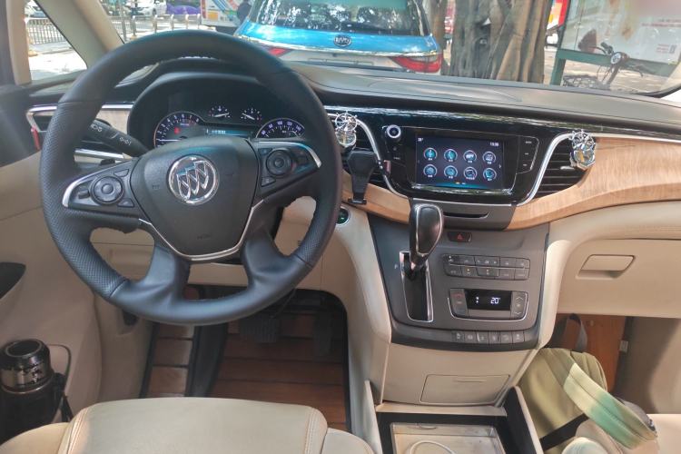 Used Buick GL8 2017 25S Luxury Version China V Standard
