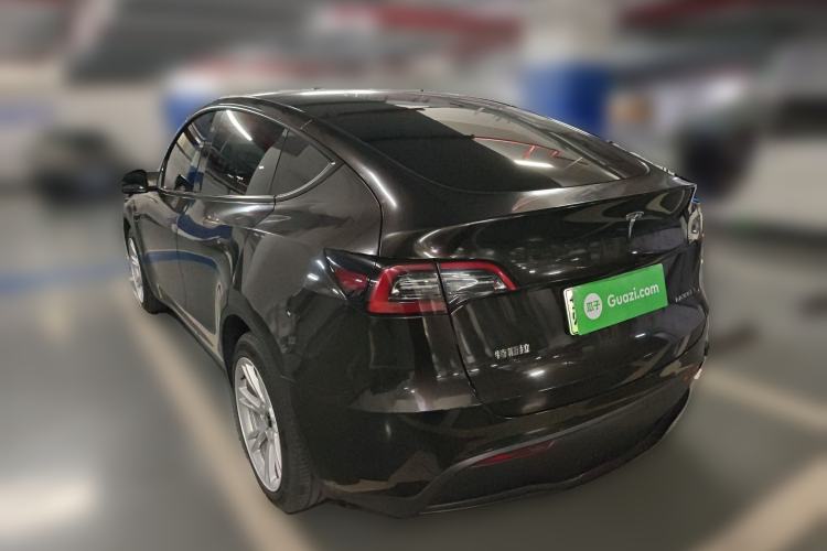 Used Tesla Model Y 2023 Long-Range All-Wheel-Drive Version
