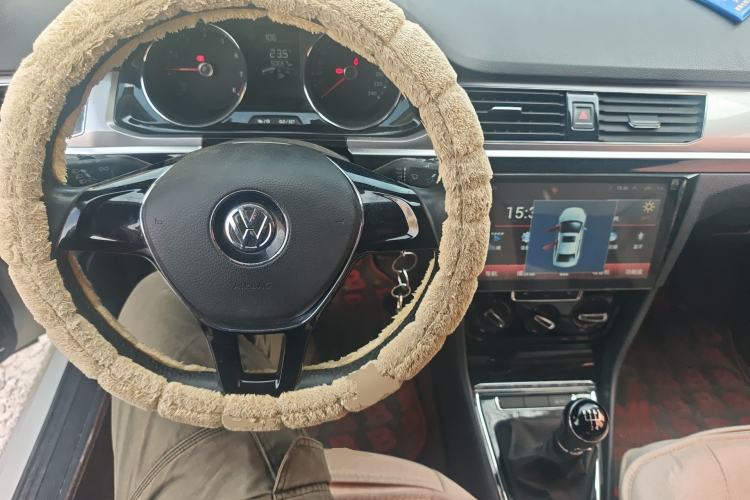 Used Volkswagen Bora 2016 1.6L Manual Comfort Model Steering Wheel