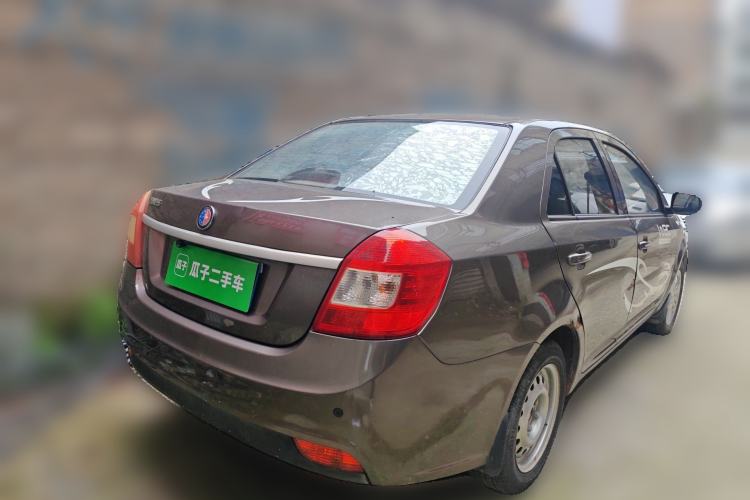 Used Geely Auto Diamond 2015 Sedan 1.5L Manual SuperDeluxe Model Rear Right 45 Deg