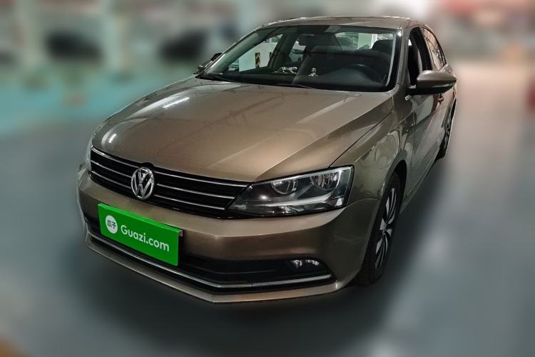 Used Volkswagen Sagitar 2017 230TSI Automatic Comfort Version