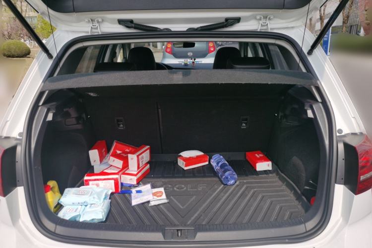 Used Volkswagen Golf 2017 230TSI Automatic Luxury Million-Vehicle Commemorative Edition Trunk