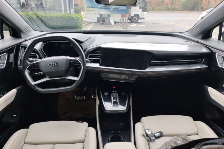 Used Audi Q4 e-tron 2023 50 e-tron quattro Visionary Edition