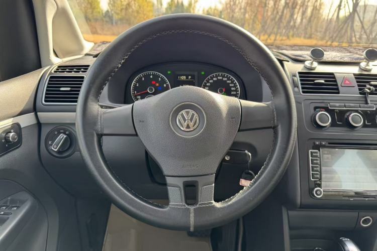 Used Volkswagen Touran 2015 1.4T DSG Comfort Edition 5 Seats
