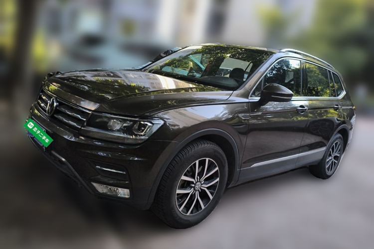 Used Volkswagen Tiguan L 2017 330TSI Automatic Two-Wheel Drive Luxury Edition