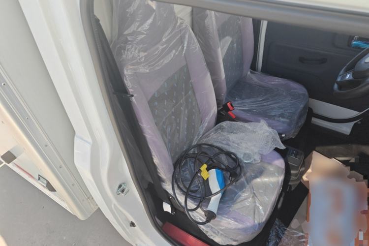 Used Chengshi X2 2022 Wealth Edition Single-Row Box-Type Transport Vehicle
