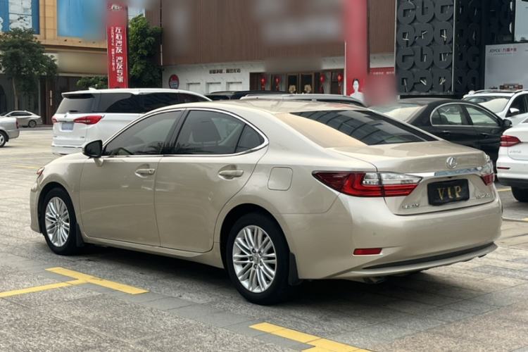 Used Lexus ES 2015 250 Elegant Edition Exterior 3