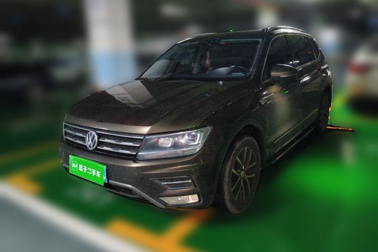 Used Volkswagen Tiguan L 2017 330TSI Automatic Two-Wheel Drive Luxury Edition