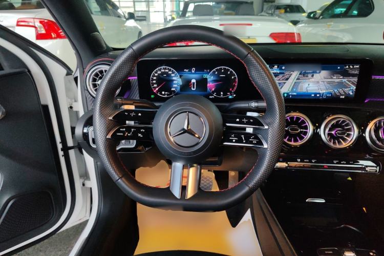 Used Mercedes-Benz A-Class 2025 A 200 L Fashion Model Steering Wheel