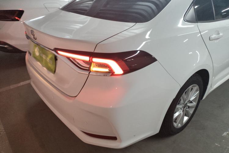 Used Toyota Corolla 2024 1.8L Smart Electric Hybrid Dual-Engine Elite Edition Exterior 3