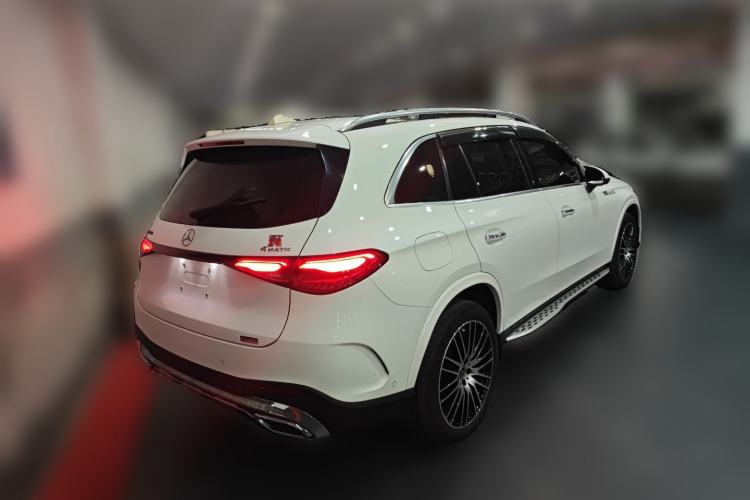 Used Mercedes-Benz GLC 2023 GLC 300 L 4MATIC Luxury 7-Seater Rear Right 45 Deg