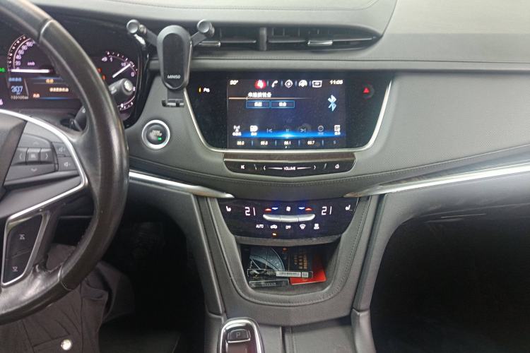 Used Cadillac XT5 2017 Anniversary Edition 28T Four-Wheel Drive Luxury Model