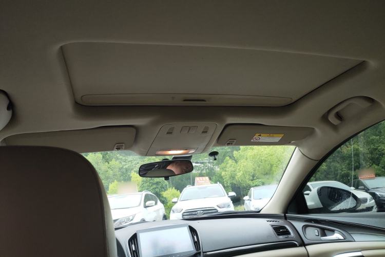 Used Buick Regal 2015 2.0L Leading Fashion Edition