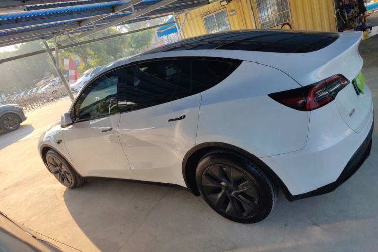 Used Tesla Model Y 2024 Rear-Wheel-Drive Version
