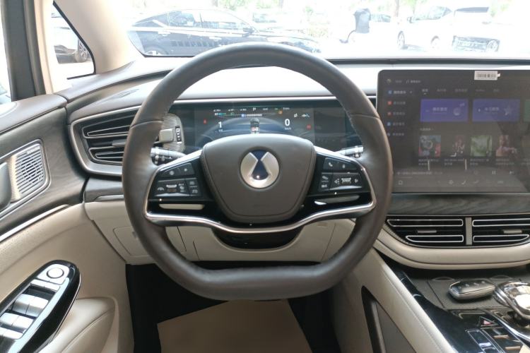 Used Denza D9 2024 DM-i 980 Four-Wheel Drive Prestige Model
