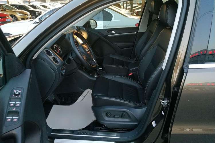 Used Volkswagen Tiguan L 2017 300TSI Automatic Two-Wheel Drive Silk Road Comfort Edition