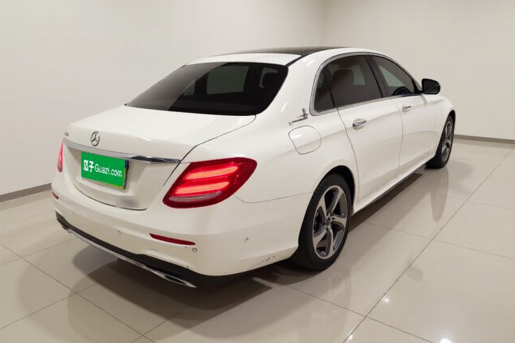 Used Mercedes-Benz E-Class 2019 E 300 L Sporty and Stylish Model

