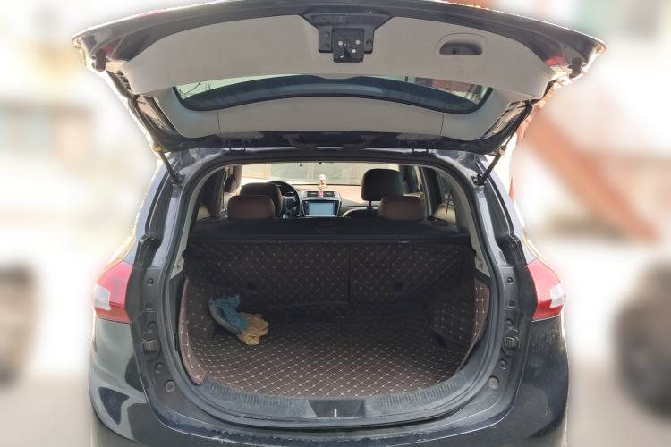 Used BAIC Weiwang S50 2016 1.5T Manual Joyful Luxury Edition Trunk