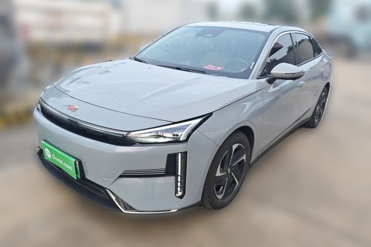 Used Geely Galaxy L6 2024 125km PLUS Dragon Edition