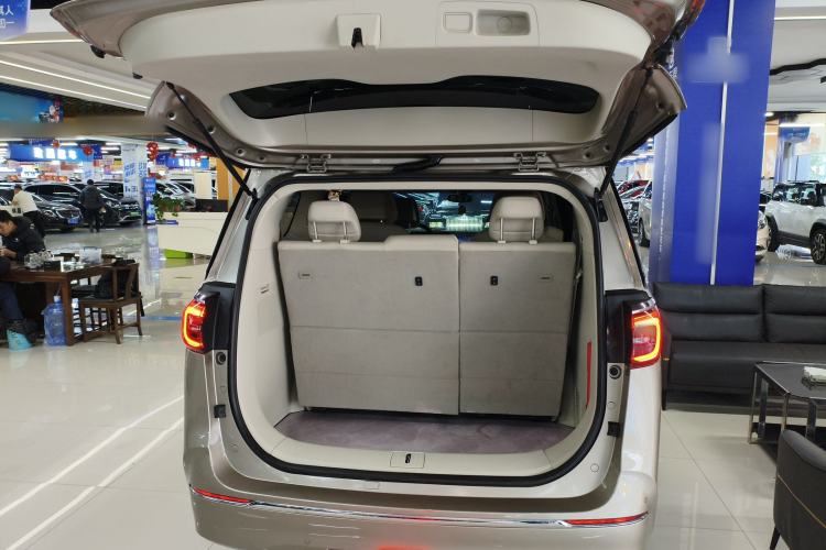 Used Buick GL8 2023 ES Lu Zun Comfort Model