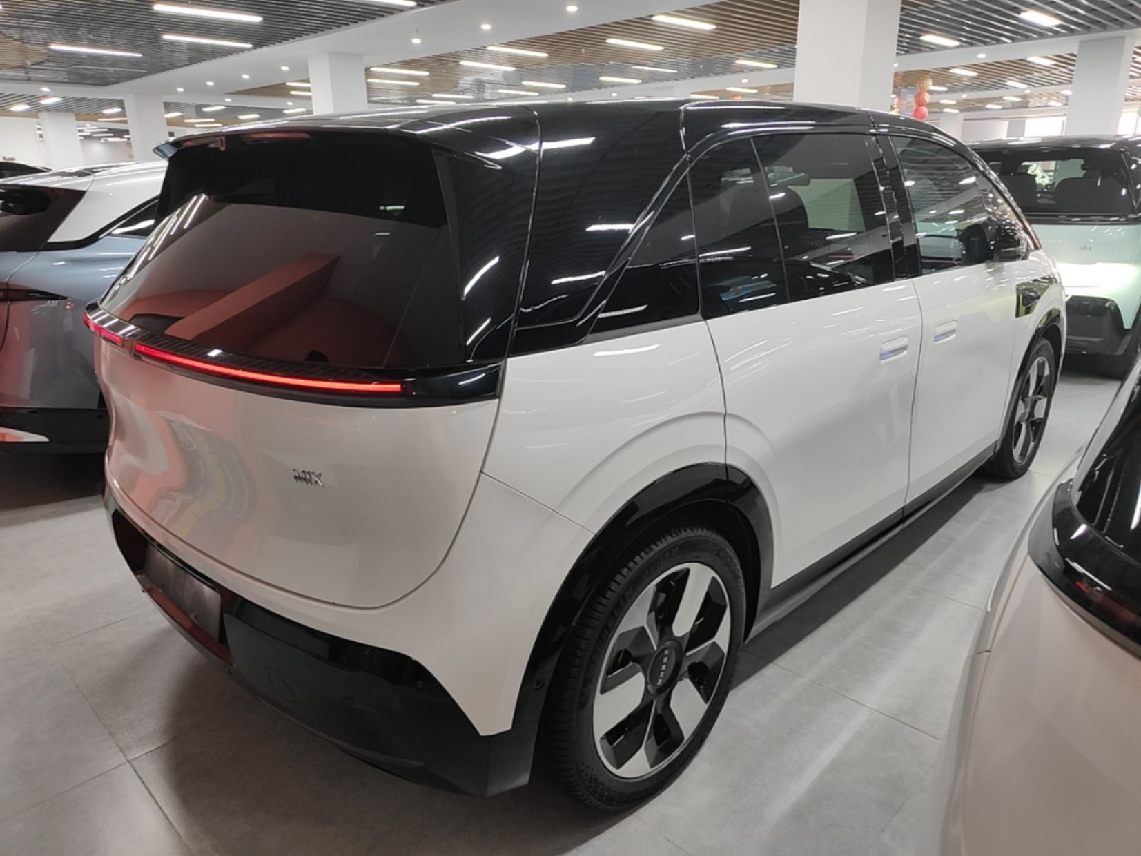 Zeekr MIX 2025 Intelligent Driving Version — снимка 6