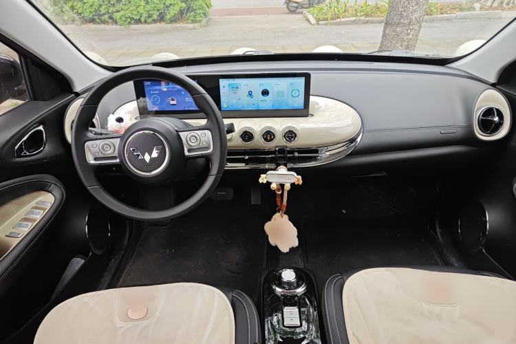 Used Wuling Bingo 2023 333 km Enjoyment Version
