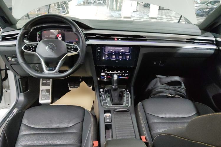 Used Volkswagen FAW-Volkswagen CC 2021 380TSI Striking Edition
