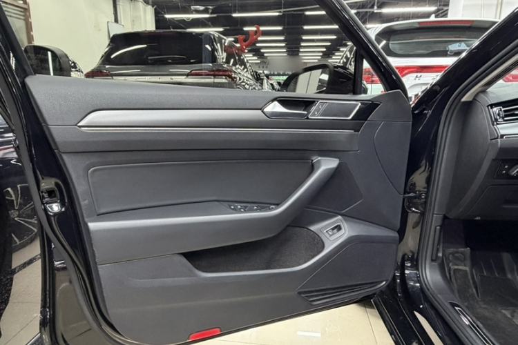 Used Volkswagen Magotan 2020 330TSI DSG Luxury Edition
