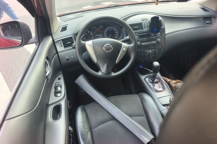 Used Nissan Tiida 2011 1.6L CVT Smart Version Steering Wheel