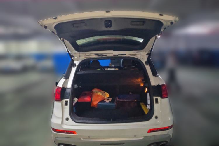 Used Haval H6 Coupe 2017 Blue Label 2.0T Automatic Two-Wheel Drive Elite Model Trunk