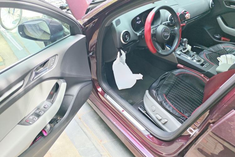 Used Audi A3 2019 Limousine 35 TFSI Fashion Edition China VI Emission Standard