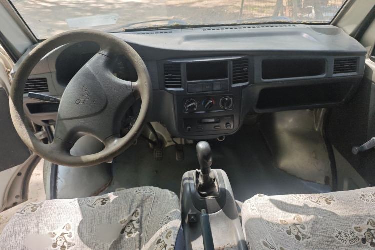 Used Wuling Zhiguang 2010 1.0L Liye Edition Center Console