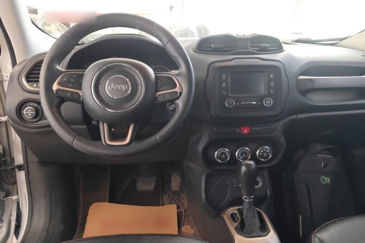 Used Jeep Renegade 2016 1.4T Automatic High-Energy Version
