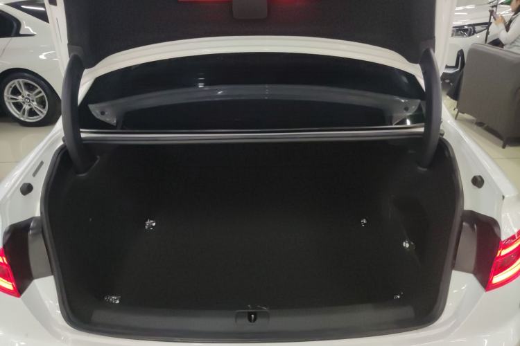 Used Audi A4L 2019 40 TFSI Ambition China VI