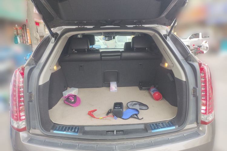 Used Cadillac SRX 2011 3.0L Flagship Edition
