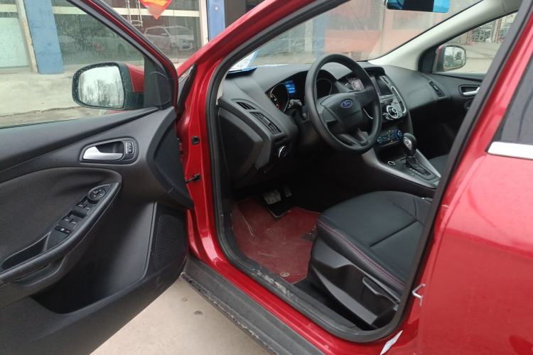 Used Ford Focus 2015 Hatchback 1.6L Automatic Comfort Model