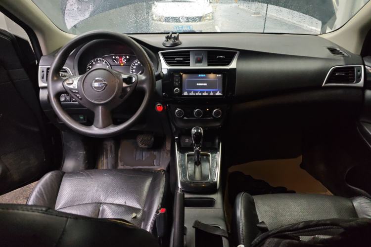 Used Nissan Sylphy 2016 1.6XV CVT Smart Enjoyment Version Center Console