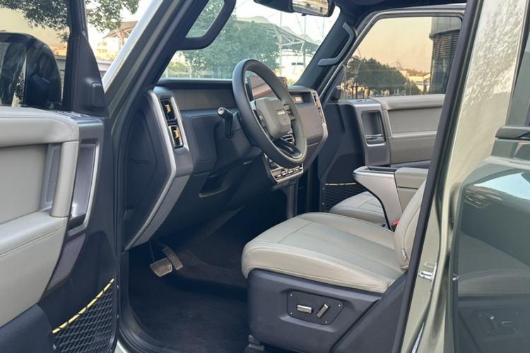 Used iCAR V23 2025 501 Four-Wheel Drive Intelligent Driving Version