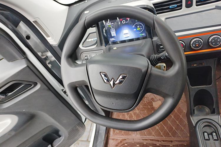 Used Wuling Hongguang MINIEV 2022 Zizai Version Lithium Iron Phosphate Steering Wheel
