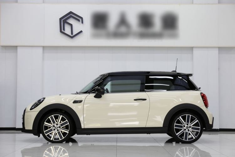 MINI 2022 2.0T COOPER S Artist usado
