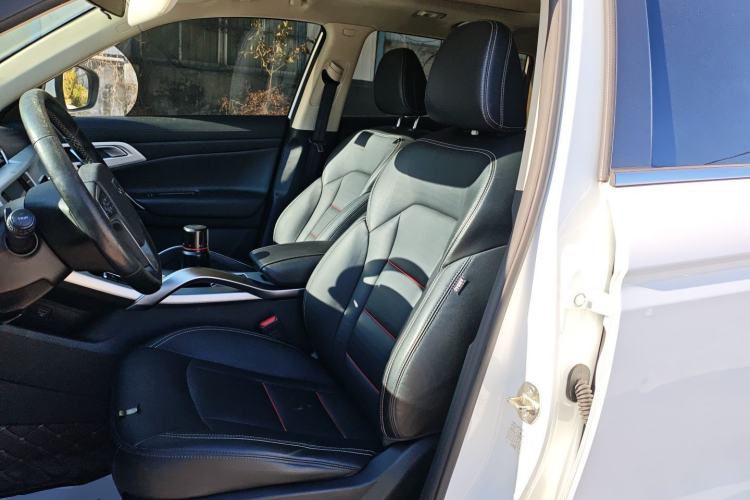 Used Geely Auto Emgrand X7 Sport 2018 1.8TD Automatic Two-Wheel Drive Smart Connect 4G Internet Edition