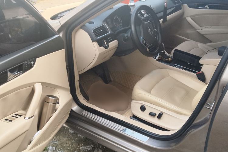 Used Volkswagen Passat 2014 1.8TSI DSG Prestige Navigation Edition