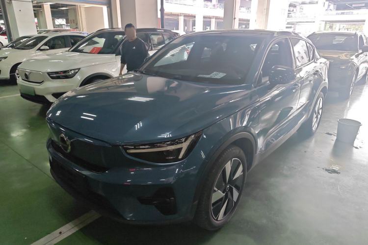 Used Volvo C40 2024 Long-Range PRO Version